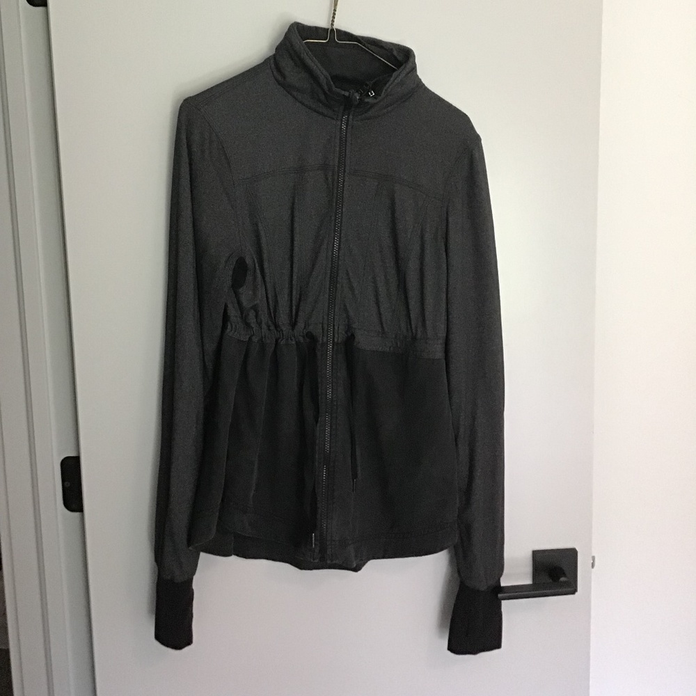 Lululemon running jacket reversible, size 6